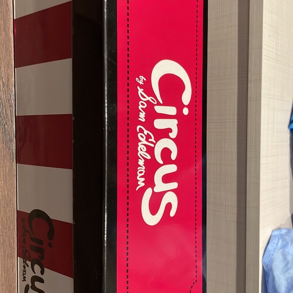 Circus by Sam Edelman super cute sandals - Picture 3 of 5